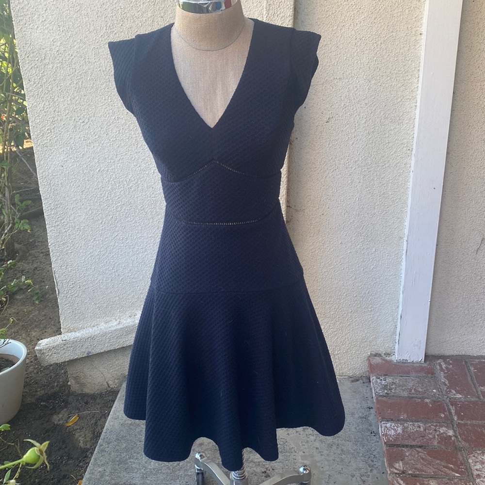 Rebecca Taylor from Neiman’s dark navy blue dress that flares out beautifully - Picture 3 of 14